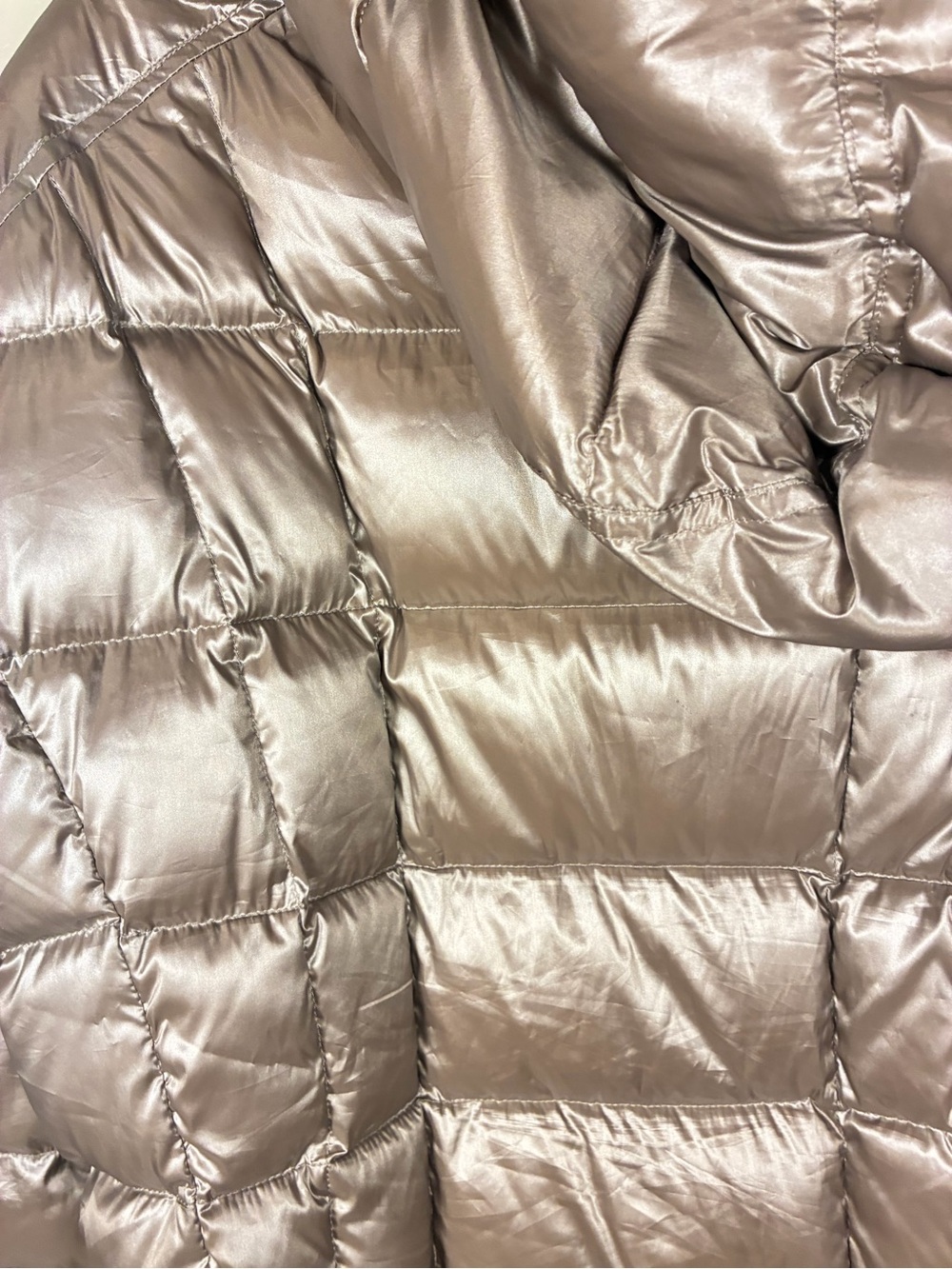 Calvin Klein Packable Lightweight Premium Down Puffer Hooded Quilted Jacket - Picture 13 of 13